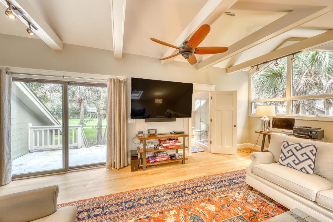 Photo of Livingroom in Vanderhorst Plantation