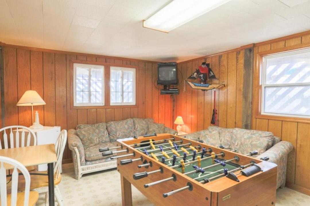 Photo of Livingroom in Kill Devil Hills