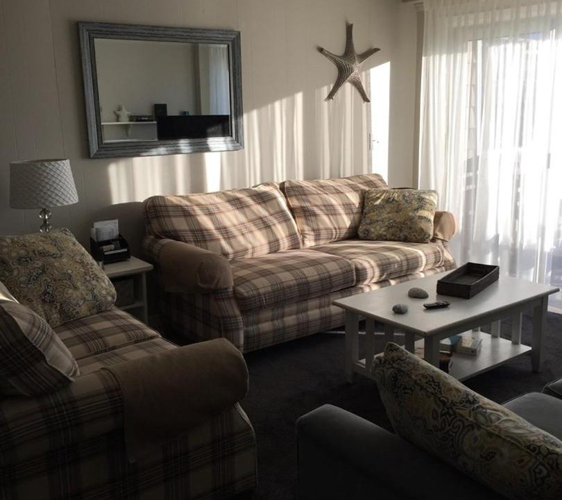 Photo of Livingroom in Holden Beach