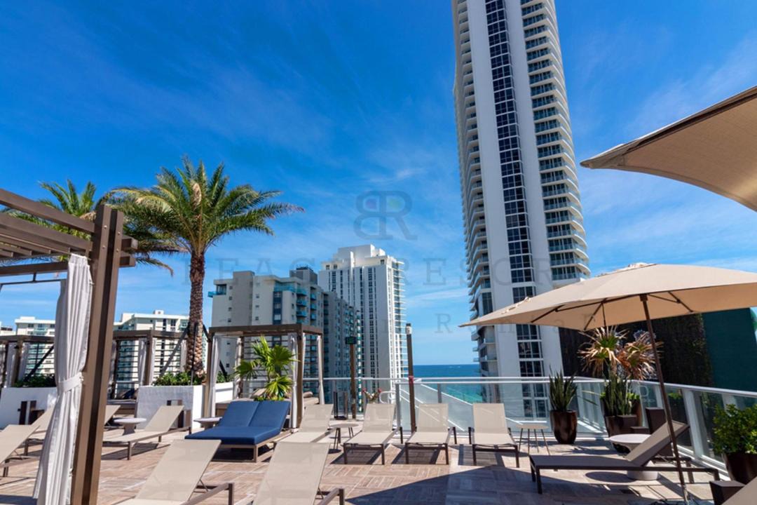 Photo of Patio Balcony in Hollywood South Central Beach