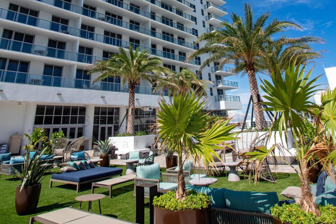 Photo of Patio Balcony in Hollywood South Central Beach