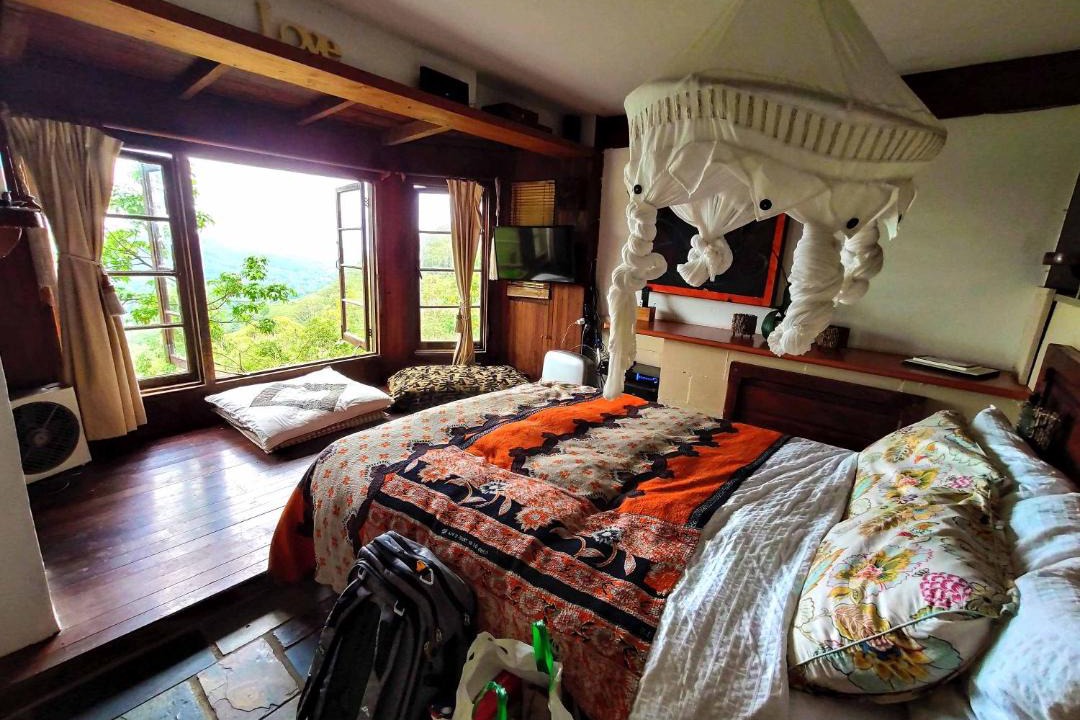 Photo of Livingroom in Middle Pocket