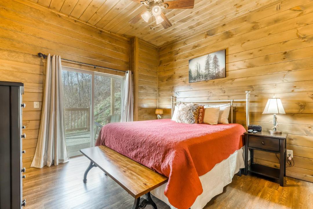 Photo of Bedroom in Gatlinburg