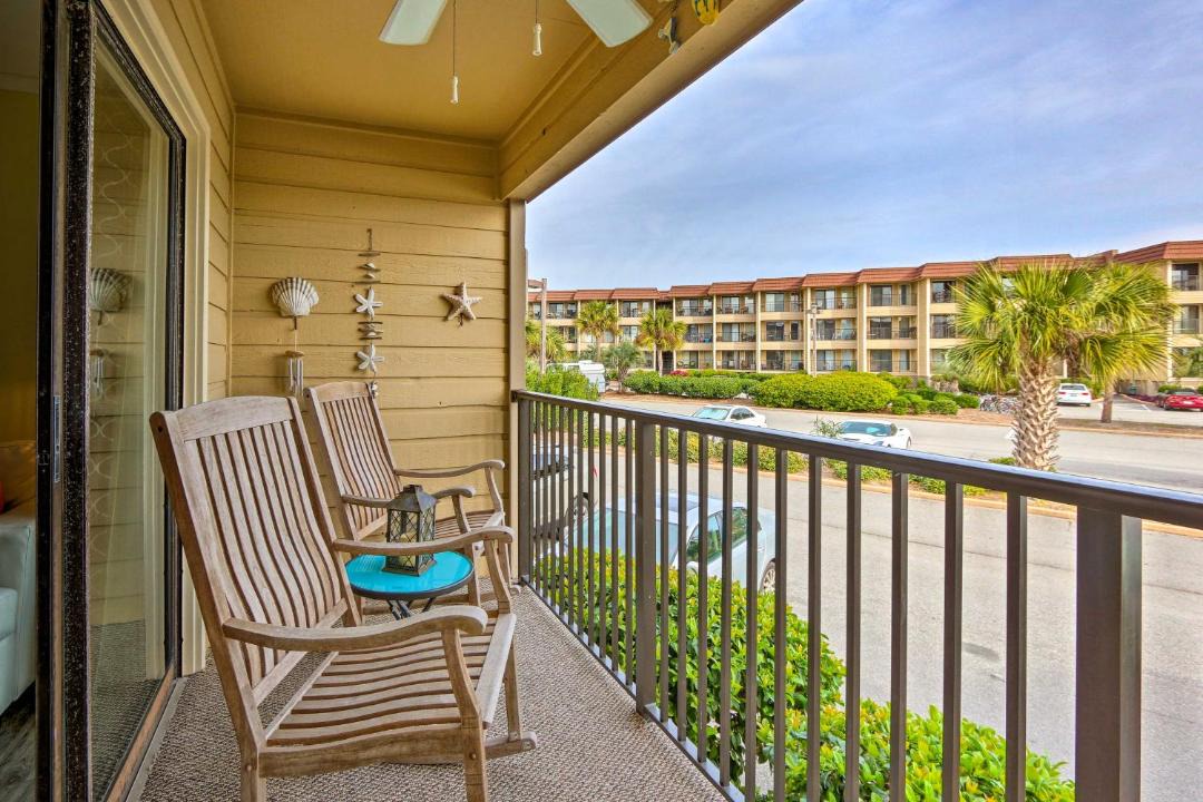 Photo of Patio Balcony in Folly Field