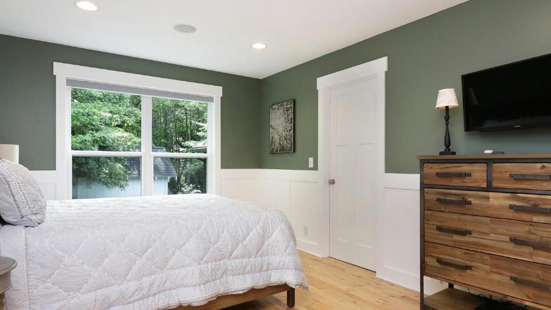 Photo of Bedroom in Saugatuck