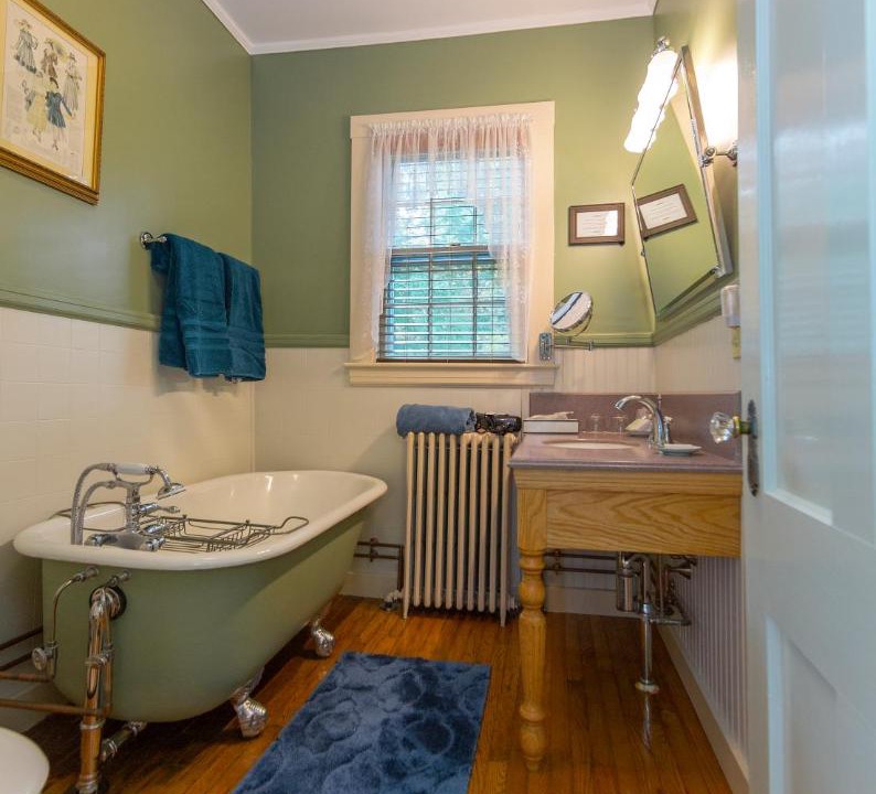 Photo of Livingroom in Bar Harbor