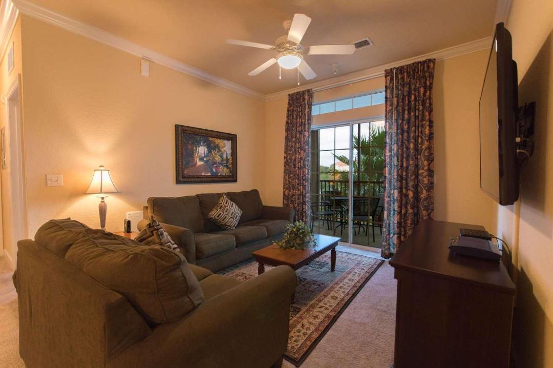 Photo of Livingroom in Four Corners