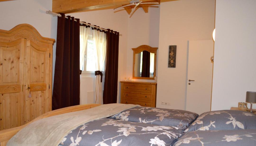 Photo of Bedroom in Surava