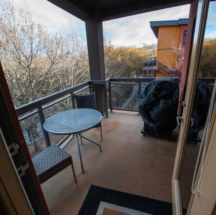 Photo of Patio Balcony in South Pandosy