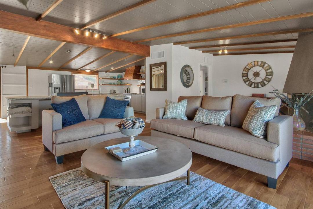 Photo of Livingroom in South Scottsdale