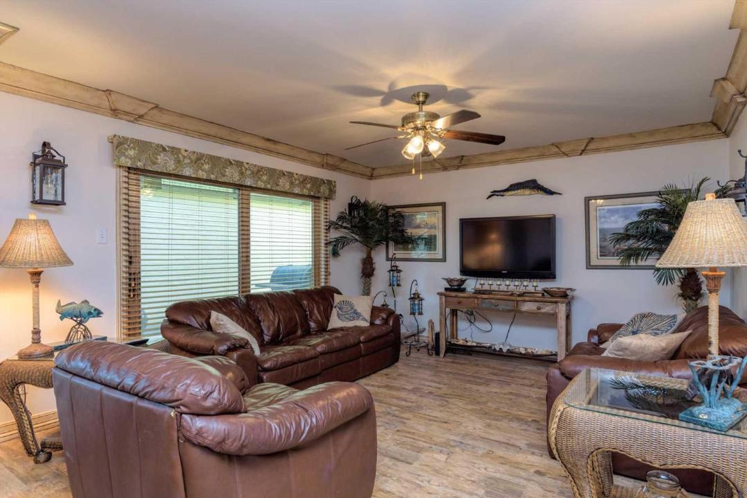 Photo of Livingroom in South Padre Island