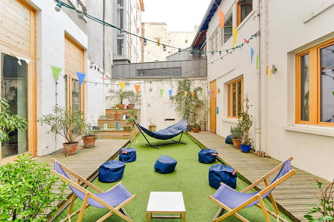 Photo of Patio Balcony in Voltaire - Saint Amour