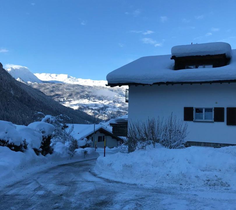 Photo of Buildings in Surava