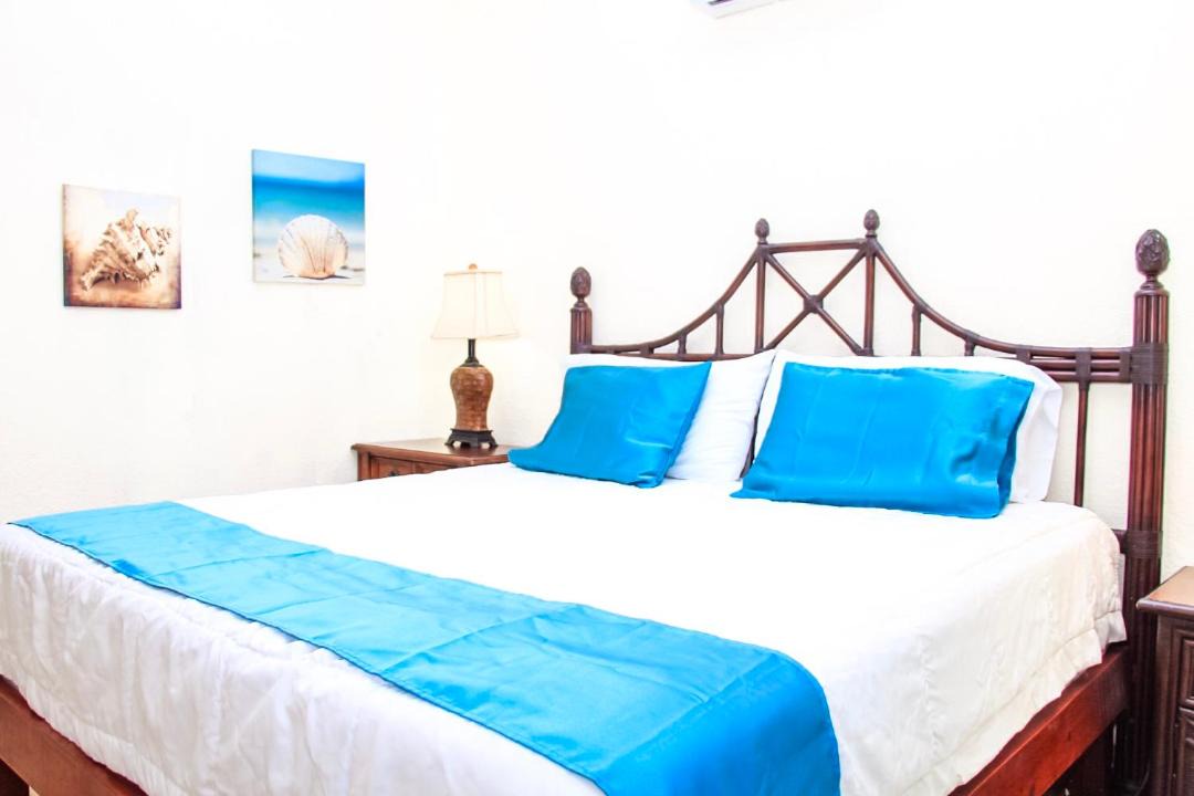 Photo of Bedroom in West End