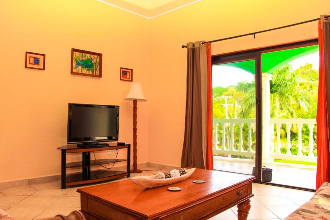Photo of Livingroom in West End
