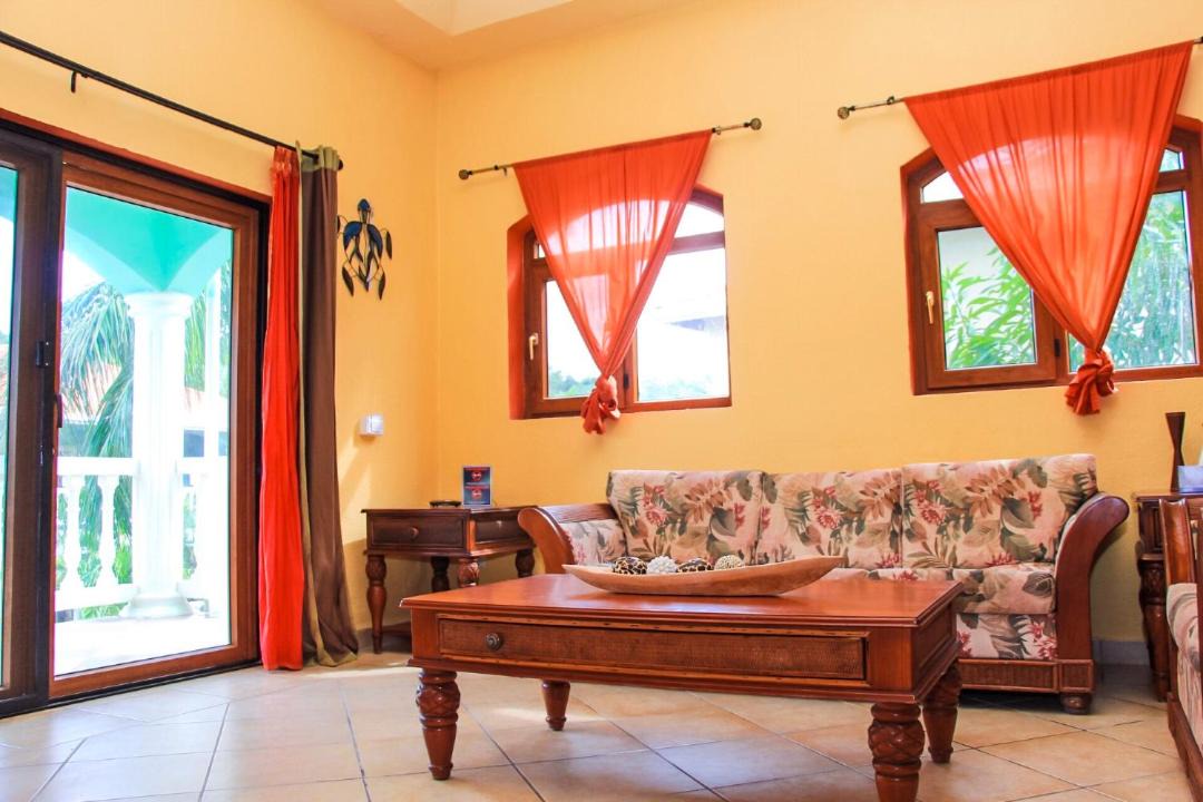 Photo of Livingroom in West End