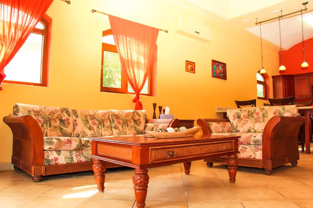 Photo of Livingroom in West End