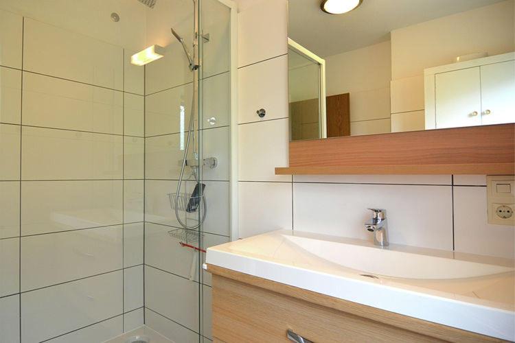 Photo of Bathroom in Neuastenberg