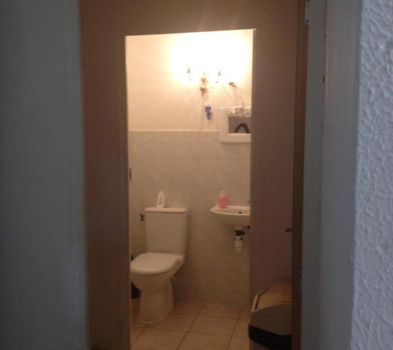 Photo of Bathroom in Saint-Etienne-de-Boulogne