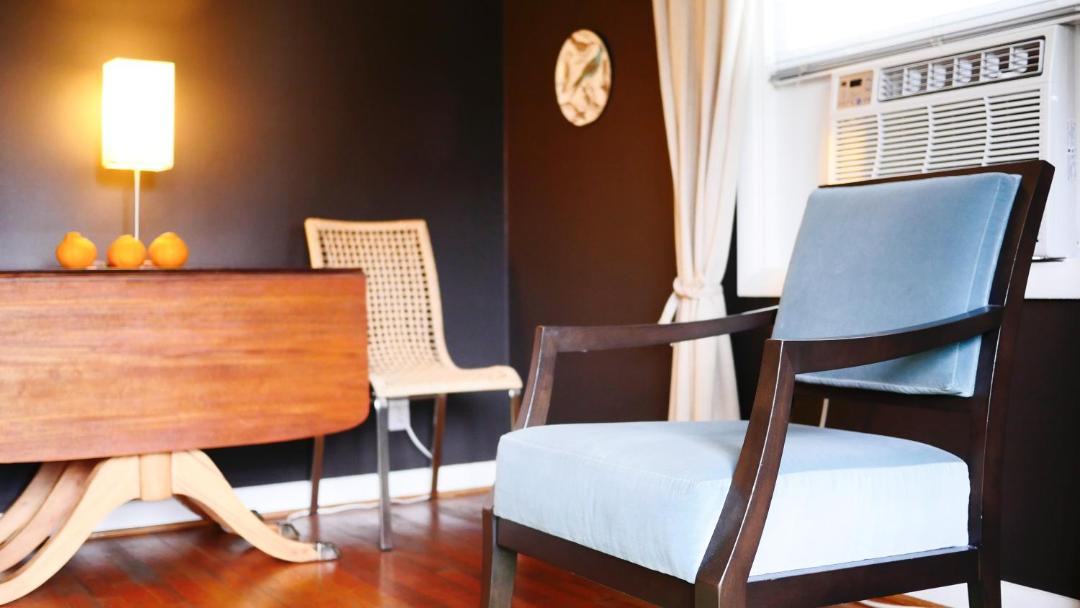 Photo of Livingroom in Alphabet Historic District