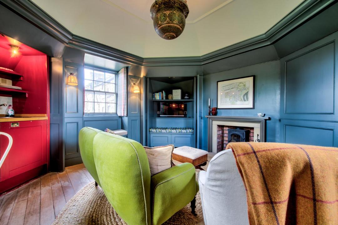 Photo of Livingroom in New Town