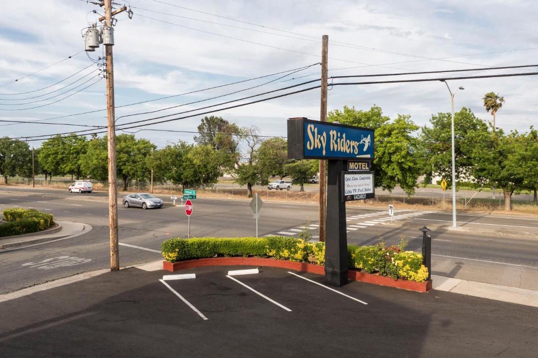 Photo of Others in Southwestern Sacramento