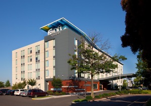 Aloft Philadelphia Airport
