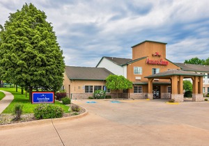 AmericInn by Wyndham des Moines Airport