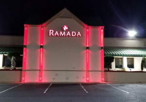 Ramada by Wyndham & Suites Warner Robins