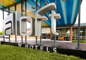 Aloft Philadelphia Airport