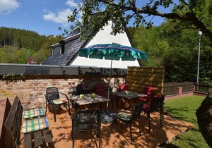 Cozy Holiday Home in Hellenthal Eifel with Garden