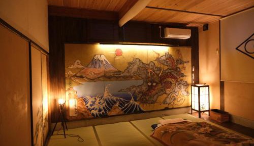 Japanese-Style Room