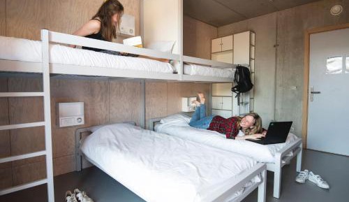 Twin Room with Bathroom