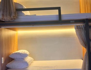 Bed in 10-Bed Mixed Dormitory Room