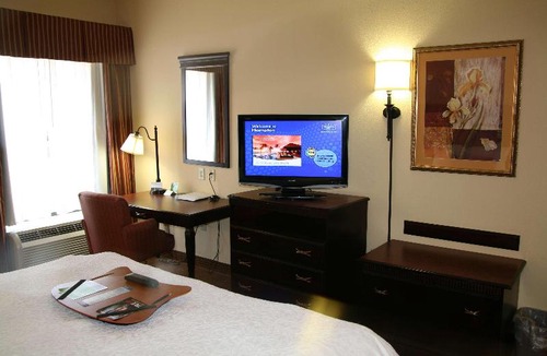 Olive Branch Hotel | Hampton Inn Olive Branch