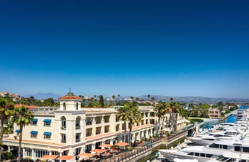 Newport Beach Hotel | Balboa Bay Resort