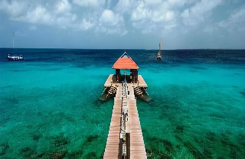 Playa Hotel | Divi Flamingo Beach Resort
