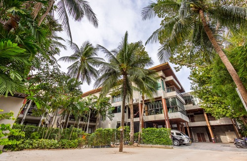 Chaweng City Center Hotel | J4 Samui Hotel by Chaweng Garden Group (SHA Plus+)