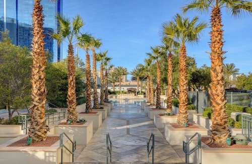 Las Vegas Condo | MGM Signature-11-611 Strip View Jacuzzi Studio