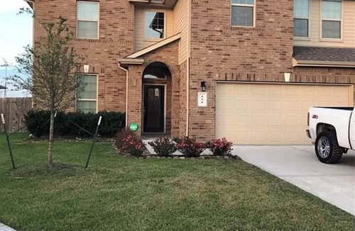 La Porte House | Lovely spacious 4 BR 2.5 Bath house in La Porte