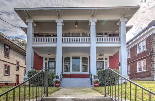 Midtown Apartment | Historic Midtown Getaway | Close to Beale