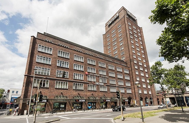 AZIMUT Hotel Cologne