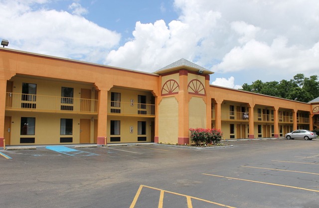 Howard Johnson by Wyndham Vicksburg