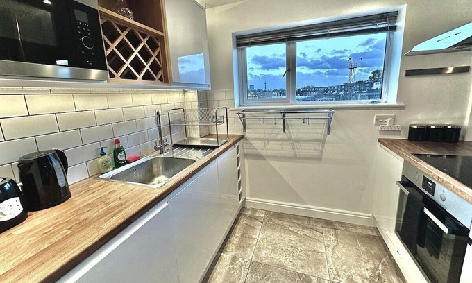 Camden Apartment | Cozy 2Bed Haven in London